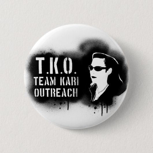 TKO - Zwarte Stencil Ronde Button 5,7 Cm (Voorkant)