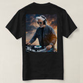 To create a DJ T-shirt with a print title, here ar (Design achterkant)