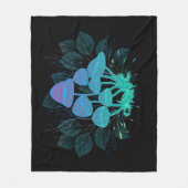 Toadstools in Bushes Fleece Deken (Voorkant)