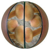 Toadstools op een TRee Trunk Basketball Mini Basketbal (Verticaal)
