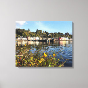 Tobermory, eiland Mull, Schotland met bloemen Canvas Afdruk