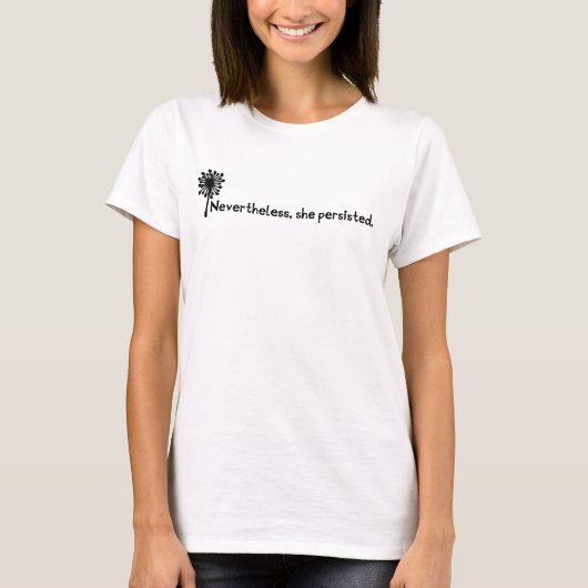 Toch bleef ze haar T-shirt houden. (Voorkant)