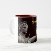 Toch hield ze de mok van justitie aan (Voorkant links)