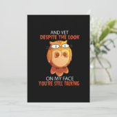 Toch praat je ondanks de blik op mijn gezicht nog  (Staand voorkant)