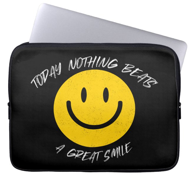 Today Nothing Beats a Great Smile Laptop Sleeve (Voorkant)