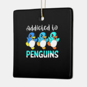 Toegepast aan pinguïns keramisch ornament (Links)
