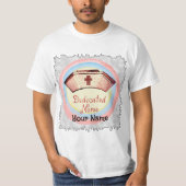 Toegewijd verpleegkundige pet t-shirt (Voorkant)
