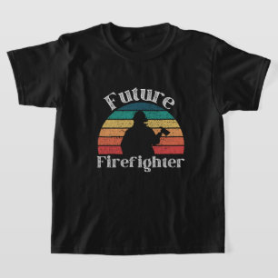 Toekomstige brandweerman met witte textuur t-shirt