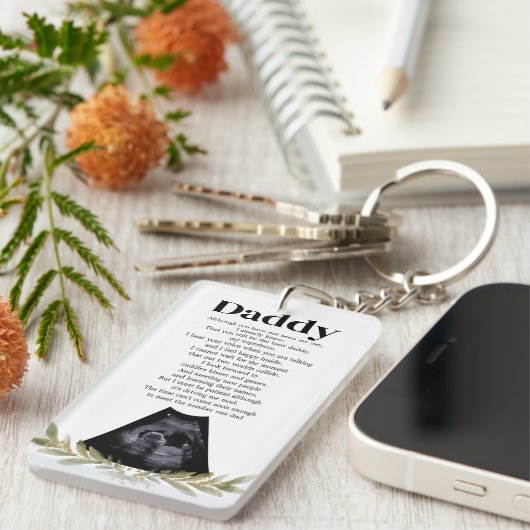 Toekomstige Daddy Zwangerschap Aankondiging Bump G Sleutelhanger (Voorkant Rechts)