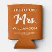 Toekomstige Mevrouw Achternaam Bachelorette Oranje Blikjeskoeler (Achterkant)