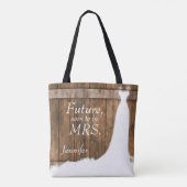 Toekomstige mevrouw in Rustic Wood Style Tote Bag (Achterkant)
