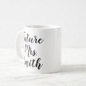 Toekomstige mevrouw (Naam) | Trendy Verloving Coff Koffiemok (Voorkant links)