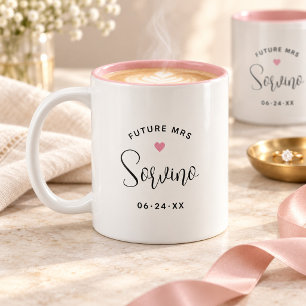 Toekomstige Mevrouw Script Roze Huwelijk Monogram Tweekleurige Koffiemok