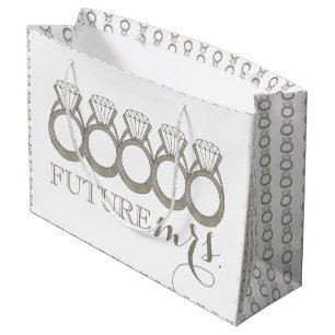 Toekomstige MRS Ring met ruitvormige Verlovingen Groot Cadeauzakje