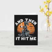 Toen raakte het me Halloween skelet dinosaurus Kaart (Gele Bloem)