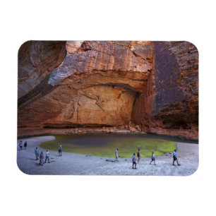 Toeristen bij Cathedral Gorge, Bungle Bungles Magneet
