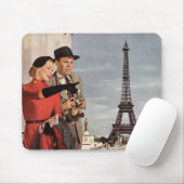  toeristen die in de Eiffeltoren in Parijs reizen Muismat (Met muis)