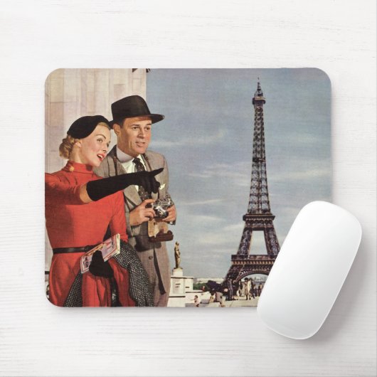 toeristen die in de Eiffeltoren in Parijs reizen Muismat (Met muis)