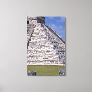 Toeristen die trappen beklimmen van El Castillo, s Canvas Afdruk