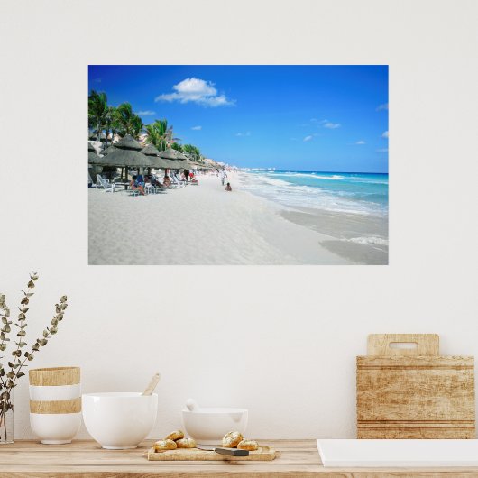 Toeristen lopen op het strand van Cancun Poster (Keuken)