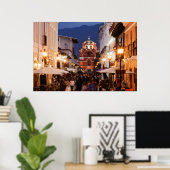 Toeristen op San Cristobal de Las Casas Street Poster (Thuiskantoor)