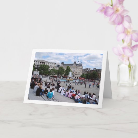 Toeristen op Trafalgar Square, Londen, Engeland Kaart (Orchidee)