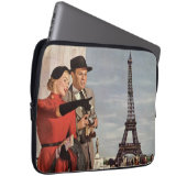 toeristen op vakantie in Eiffeltoren Laptop Sleeve (Voorkant Rechts)