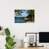 Toeristenboten in het Bledmeer in de herfst Poster (Thuiskantoor)