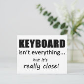 Toetsenbord is niet alles briefkaart (Staand voorkant)