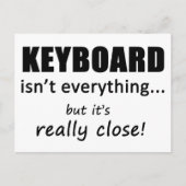 Toetsenbord is niet alles briefkaart (Voorkant)