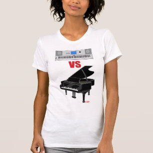 Toetsenbord VS Piano (vrouwen) T-shirt