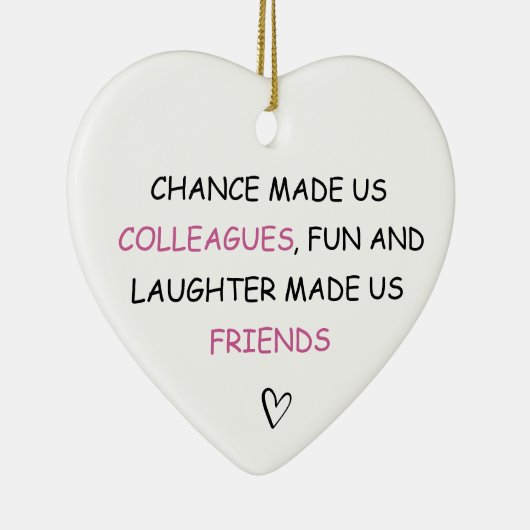 Toeval maakte ons collega's leuk keramisch ornament (Rechts)