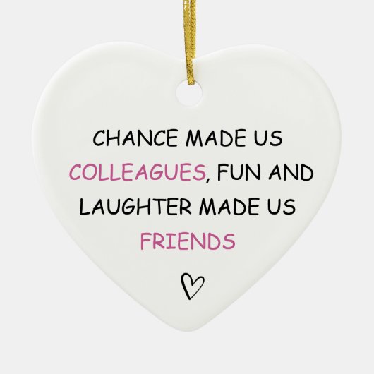 Toeval maakte ons collega's leuk keramisch ornament (Voorkant)