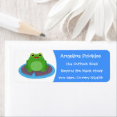 Toevallige groene kikker cartoon illustratie etiket (Insitu)