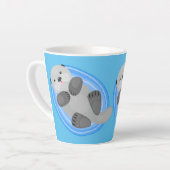 Toevallige zee otter cartoon illustratie latte mok (Linkerhoek)