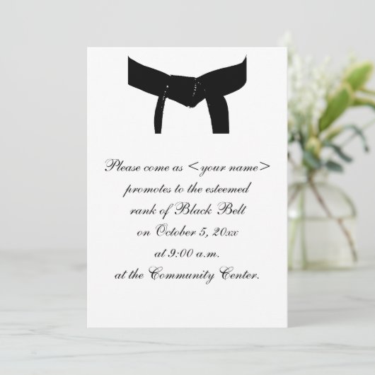 Toewijding Martial Arts Black Belt Test Uitnodigin Kaart (Staand voorkant)
