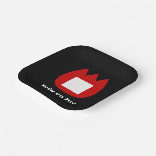 📛 tofu in brand papieren bordje (Gebogen)