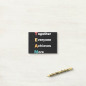 Together Everyone Achieves More Post-it® Notes (Op bureau)