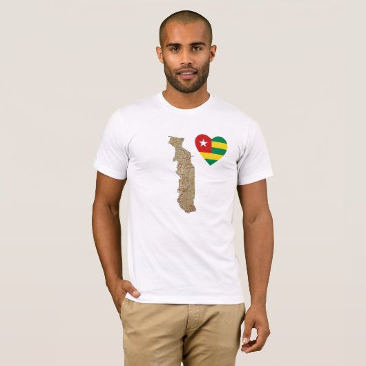 Togo Flag Heart en Map T-Shirt (Voorkant volledig)