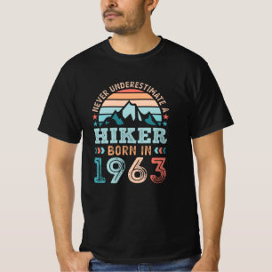 Tok geboren in 1963 60th Birthday Hiking Retro Gif T-shirt
