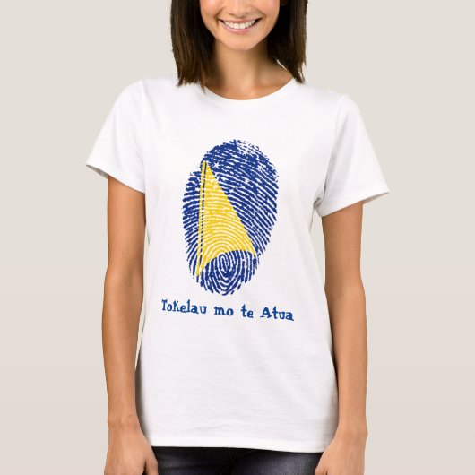 Tokelau Flag Fingerprint "Tokelau mo te Atua" T-shirt (Voorkant)