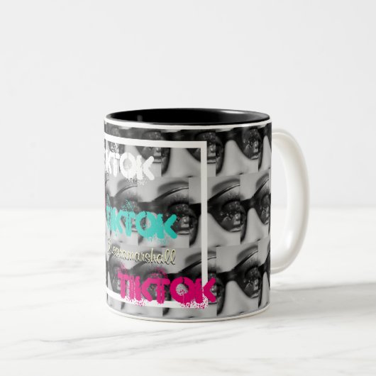 TokensTok TikTok Two-Tone Coffee Mok (Voorkant rechts)