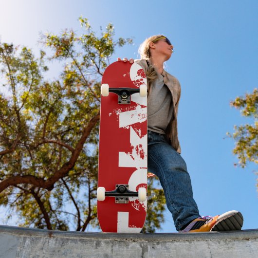 Tokio - Japan - Skateboard met rode kleur en witte (Buiten 1)