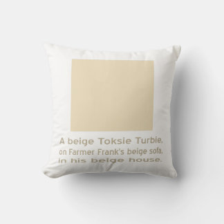 Toksie Turbie Beige op Beige Kussen