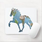Tolheffing op de wereld muismat (Met muis)