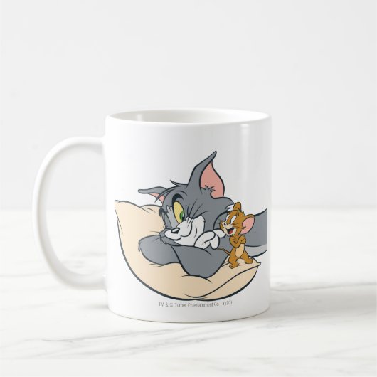 Tom en Jerry On Pillow Koffiemok (Links)