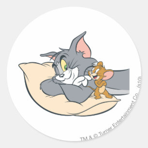 Tom en Jerry On Pillow Ronde Sticker