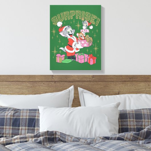 Tom, Jerry en Nibbles Holiday Surprise Canvas Afdruk (Insitu (Slaapkamer))
