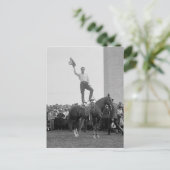 Tom Mix maakt een groep jongens Briefkaart (Staand voorkant)