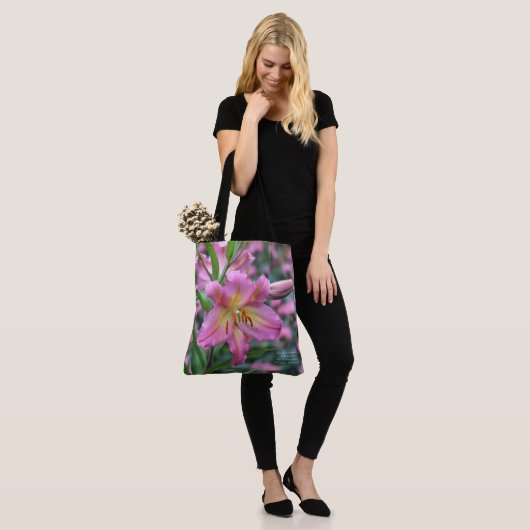 Tom Pouce Oriental Lily Pink Bee Balm Tote Bag (Op model)